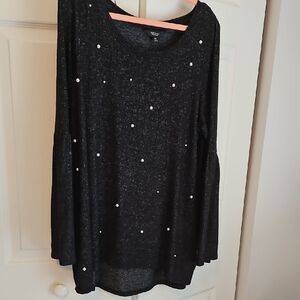 Simply Vera Distressed Black Sweater
